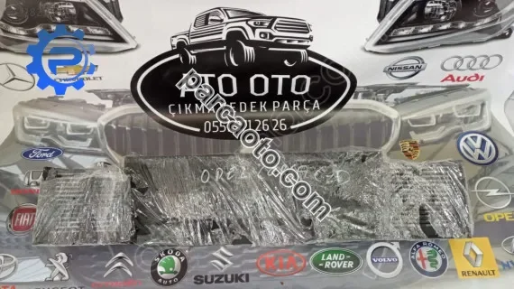 Opel corsa c d orjinal çıkma bagaj plastiği