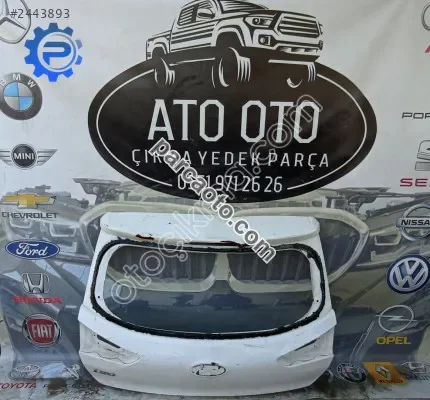 Hyundai i20 bagaj kapağı çıkma