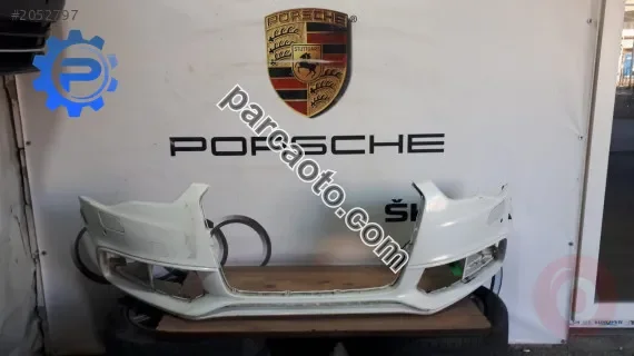 Audi a5 ön tampon 8t0807437am orjinal çıkma  parça