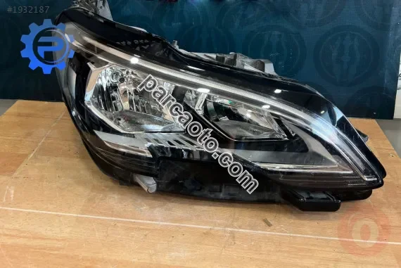 Peugeot 3008 Far - İzmir Bornova