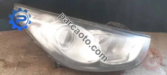 Hyundai ix35 2012-13 orjınal çıkma sağ far