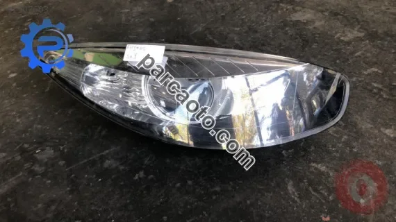 Renault fluence orjınal çıkma  sağ far