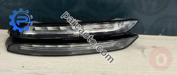 Porsche macan çıkma  sağ sinyal