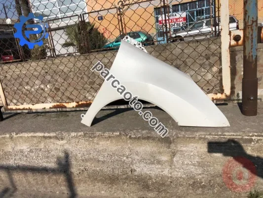 Peugeot 3008 orjınal çıkma sağ ön çamurluk