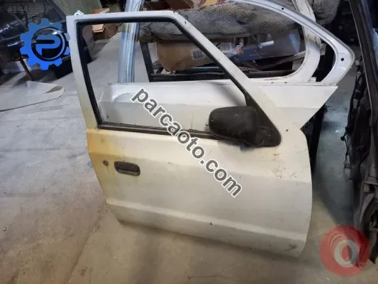 Skoda felicia   orjınal çıkma sağ ön kapı