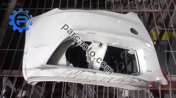 Audi A1 Tampon Ön - İzmir Bornova