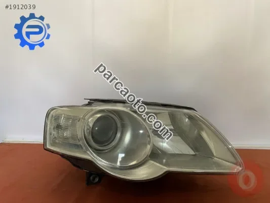 Volkswagen Passat Far - İzmir Bornova