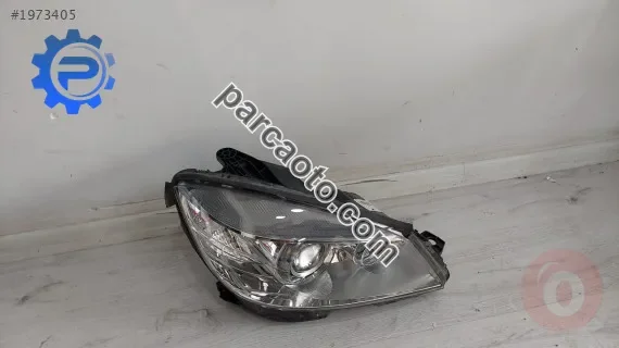 Mercedes-Benz C Serisi Far - İzmir Bornova