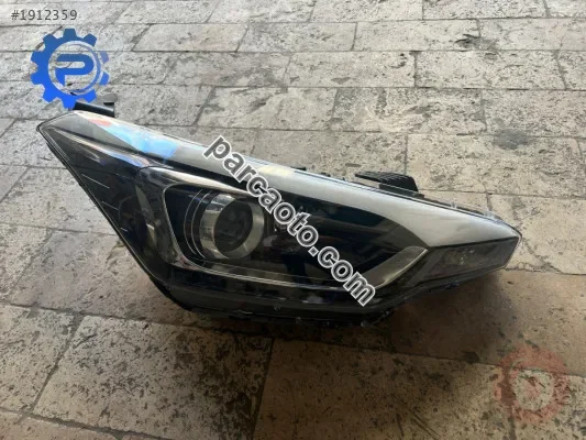 Hyundai i20 sağ ön far ledli orjinal çıkma parça