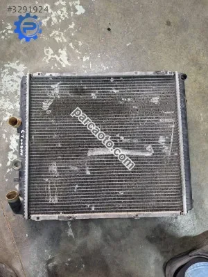 Renault kangoo motor su radyatörü