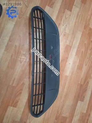 Ford focus ön tampon ızgarası plakalık