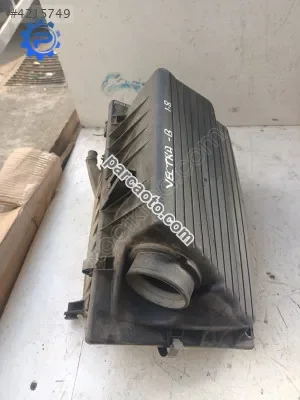 Opel vectra b 1.8 hava filtre kutusu 90499599
