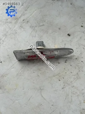 Hyundai era sağ çamurluk sinyali