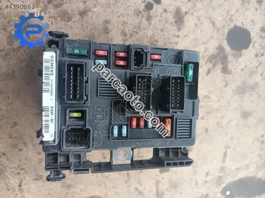 Citroen berlingo 1.6 1.9 sigorta kutusu 9650618580