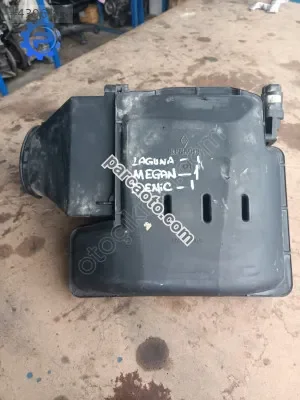 Renault megane 1 hava filtre kutusu 820023599