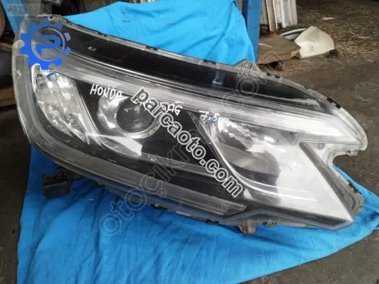Honda crv sağ ön far