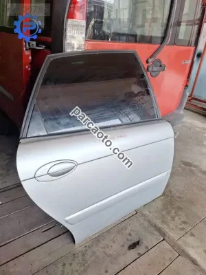 Citroen c5 sağ arka kapı