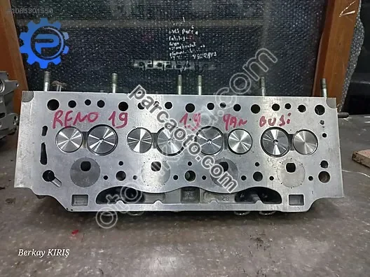 Renault 19 1.9 yan buji silindir kapağı
