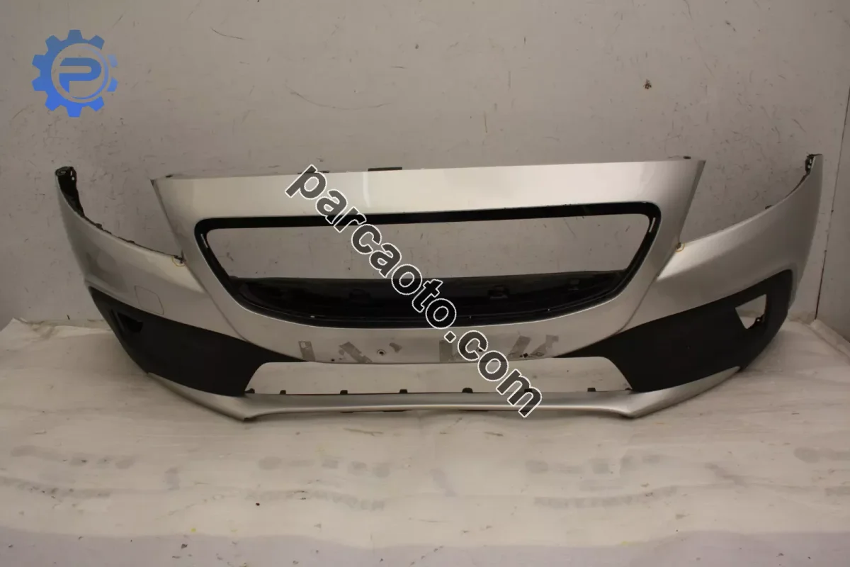 Volvo V40 Cross Country Tampon Ön - Mersin Tarsus