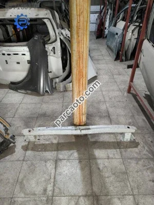 Peugeot 2008 arka tampon demiri 2013 sonra çıkma parça orjinal