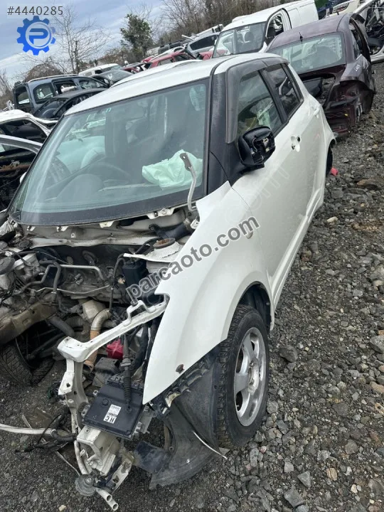 Suzuki Swift Çamurluk - Samsun Tekkeköy