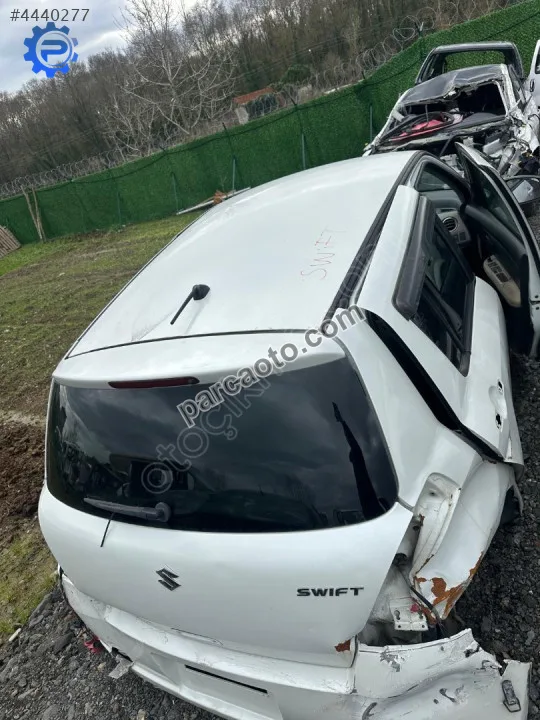 Suzuki Swift Tavan Sacı - Samsun Tekkeköy