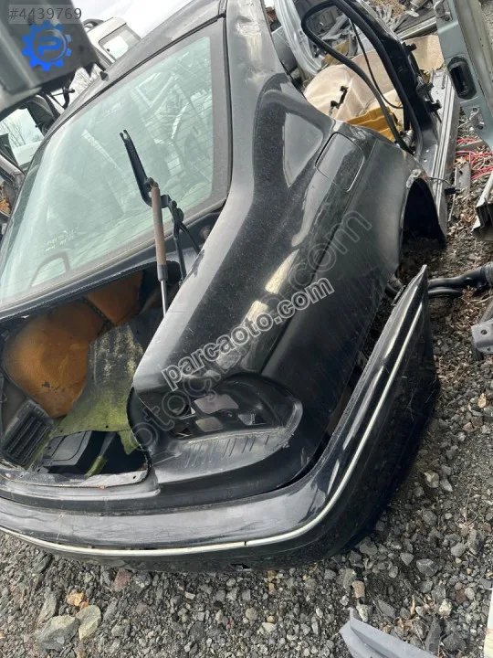 Bmw e39 sağ arka çamurluk orjinal çıkma