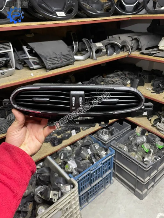 Fiat Egea Kalorifer Izgarası - Samsun Tekkeköy