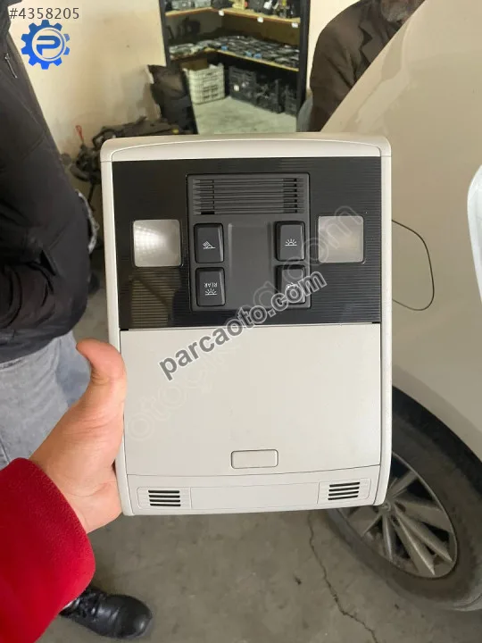 Volkswagen golf 7 tavan lambası orjinal çıkma