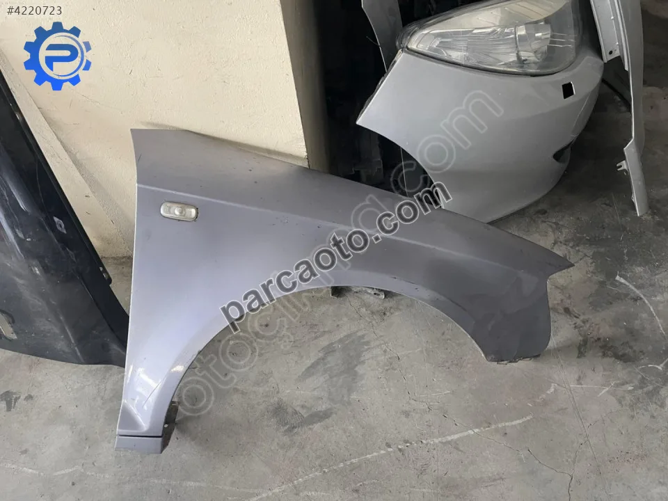 Audi a3 sportback sağ ön çamurluk orjinal çıkma