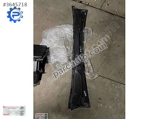 Renault clio 5 silgi plastiği orijinal