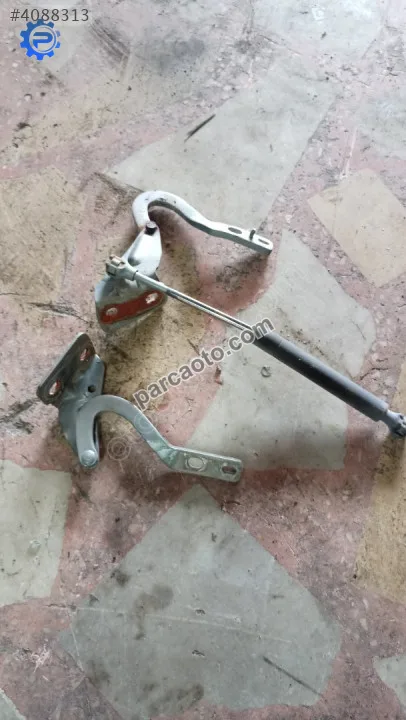 Renault R 5 Kaput Menteşesi - Trabzon Vakfıkebir