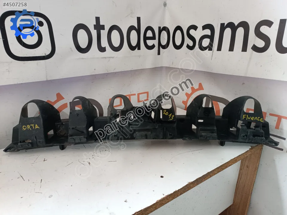 Renault Fluence Tampon Tutacağı - Samsun Tekkeköy