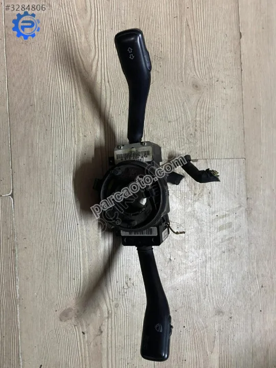 Volkswagen Golf Sinyal Kolu - Samsun Tekkeköy