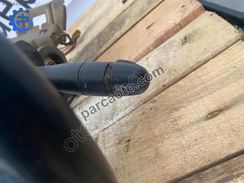 Renault Clio Sinyal Kolu - Samsun Tekkeköy