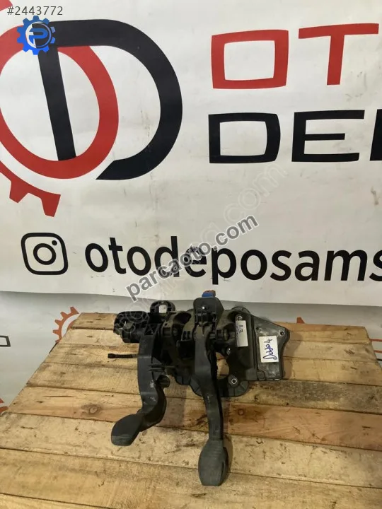 Fiat Doblo 4 Pedal Takımı Hatasız Orjinal Çıkma