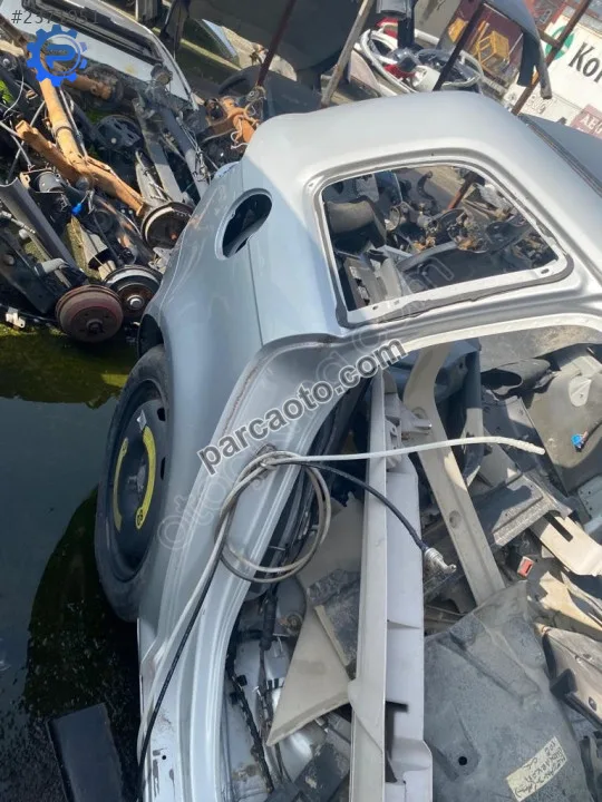 Audi A3 Sağ Arka Çamurluk Hatasız Orjinal Çıkma