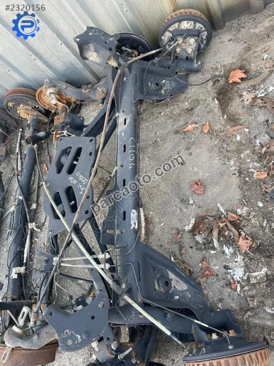 Renault Clio 4 Arka Dingil Orjinal Çıkma