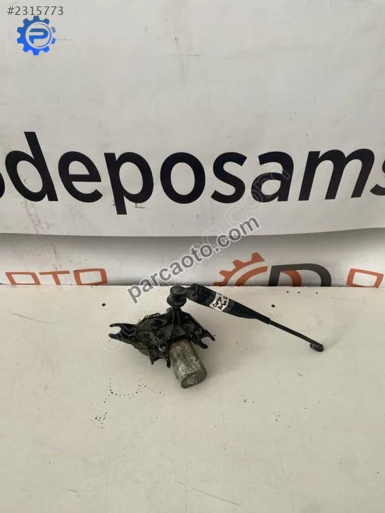Opel Corsa D Bagaj Cam Motoru Hatasız Orjinal Çıkma