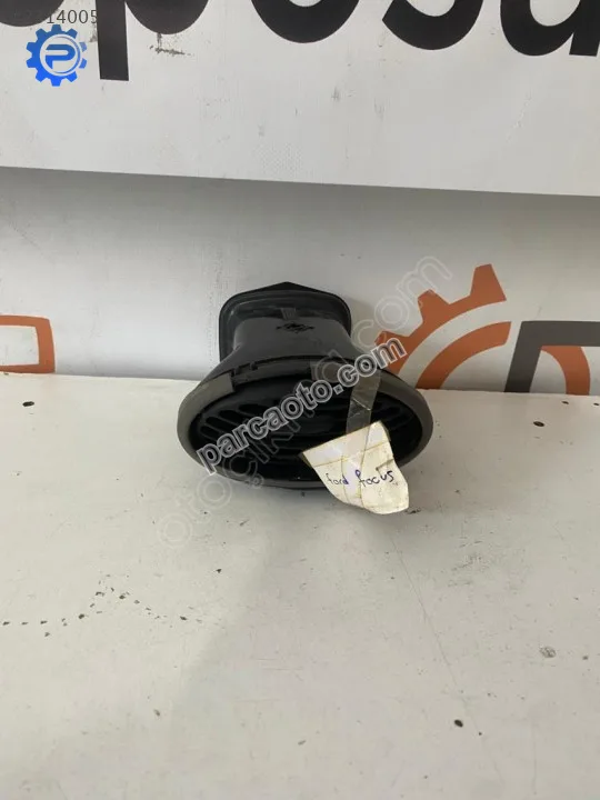 Ford Focus Kalorifer Izgarası - Samsun Tekkeköy