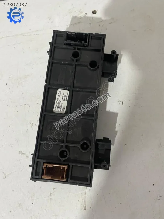 Peugeot Partner Klima Kontrol Panel - Samsun Tekkeköy