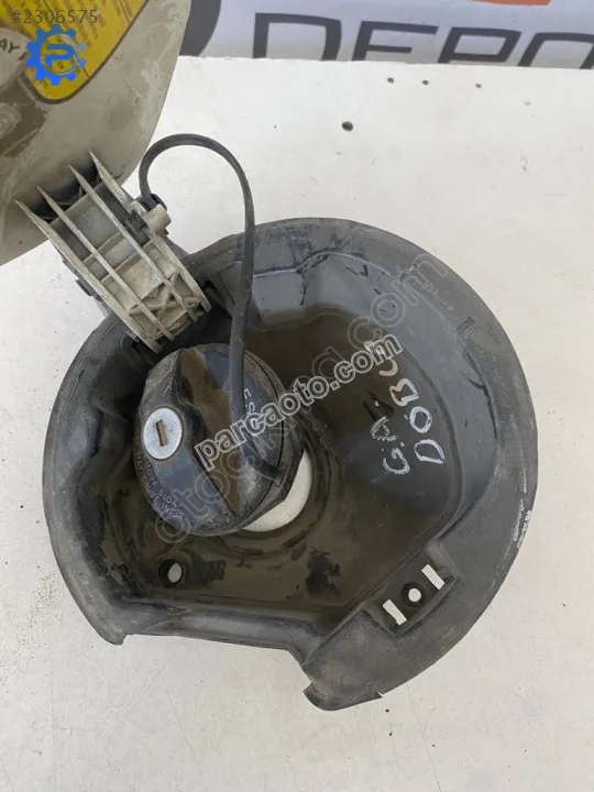Fiat Doblo orijinal çıkma depo kapağı, Samsun Tekkeköy