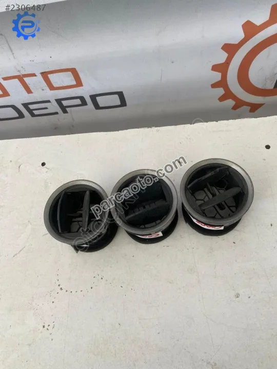 Ford Tourneo Connect Kalorifer Izgarası - Samsun Tekkeköy