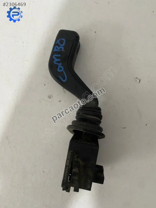 Opel Combo Sinyal Kolu Hatasız Orjinal Çıkma