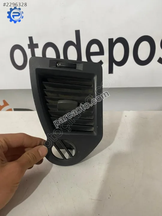 Renault Megane Kalorifer Izgarası - Samsun Tekkeköy