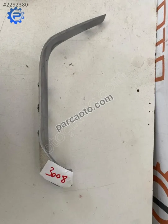 Peugeout 3008 Orta Konsol Krom Döşeme Çıtası Hatasız Orjinal