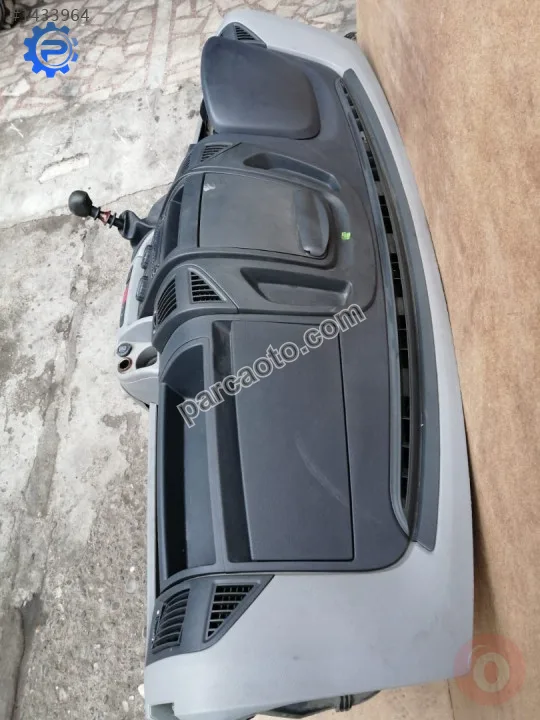 Peugeot boxer torpido göğüs orjinal çıkma