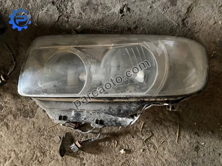 Subaru Forester 2006-Sağ Sol Far (Far Camı)