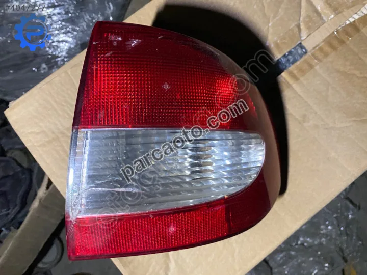Megane 1 sağ arka dış stop
