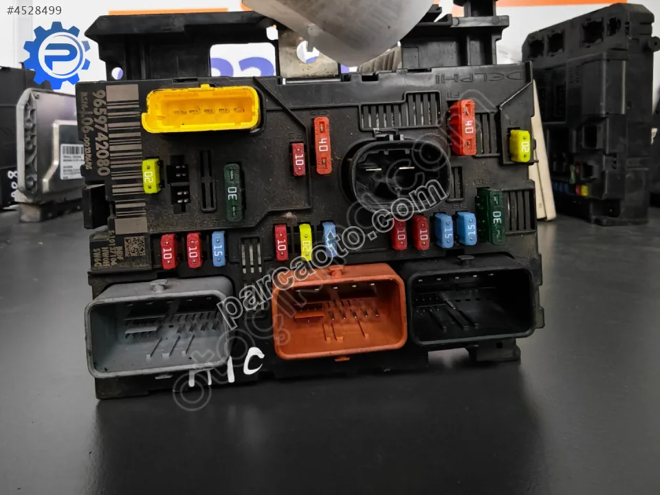 Peugeot 307 Sigorta Kutusu - Sakarya Adapazarı